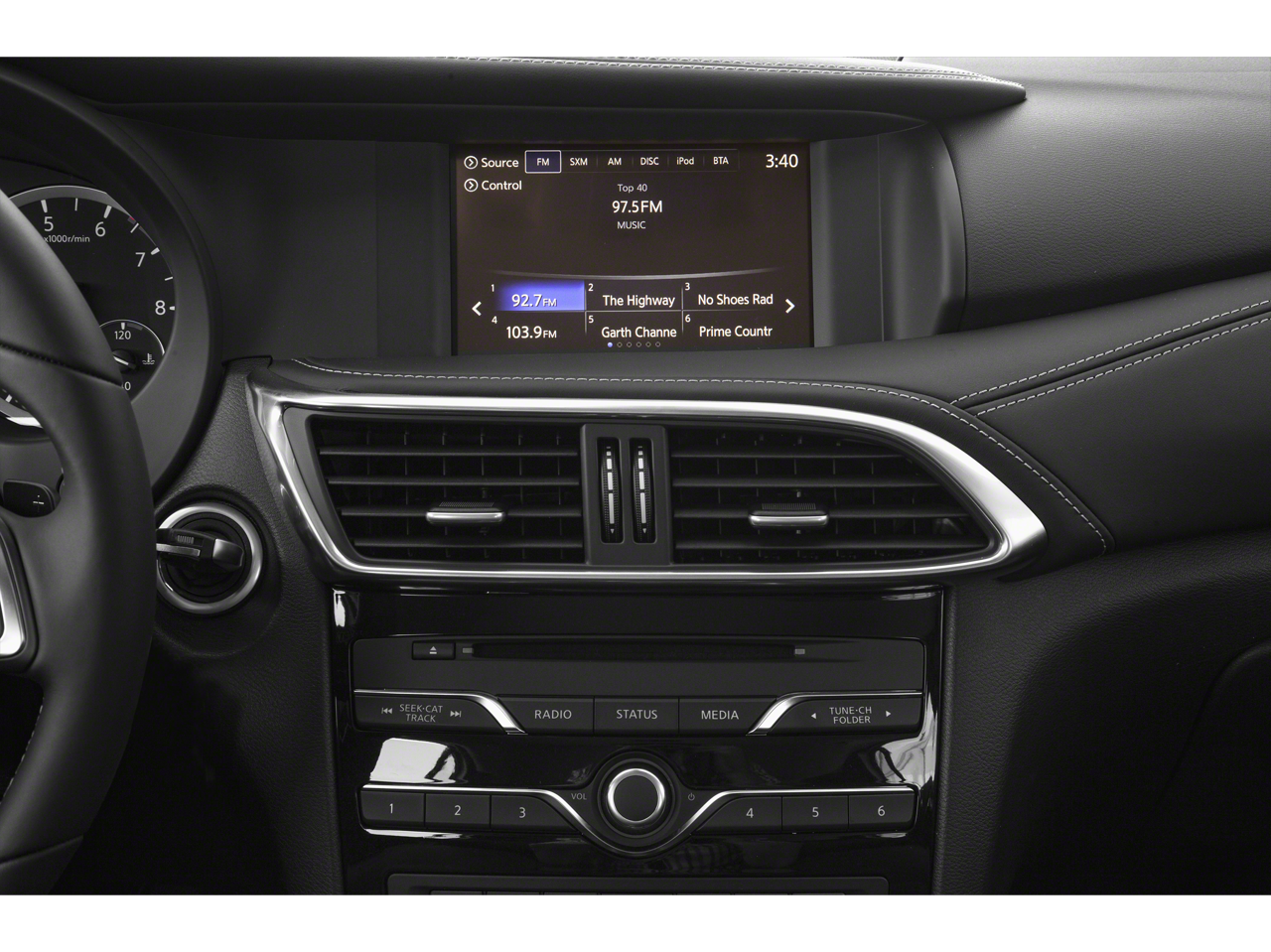 2019 INFINITI QX30 LUXE