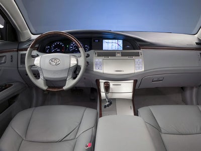 2010 Toyota Avalon XLS