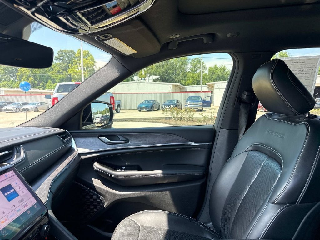 2023 Jeep Grand Cherokee L Overland