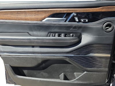 2024 Jeep Grand Wagoneer L BASE