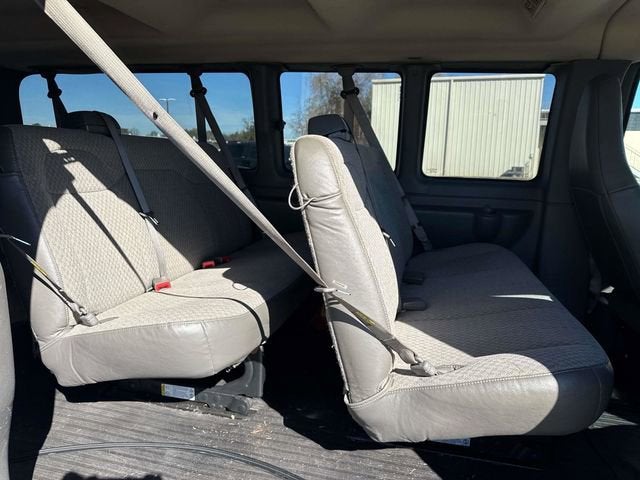 2016 Chevrolet Express Passenger 3500 LT