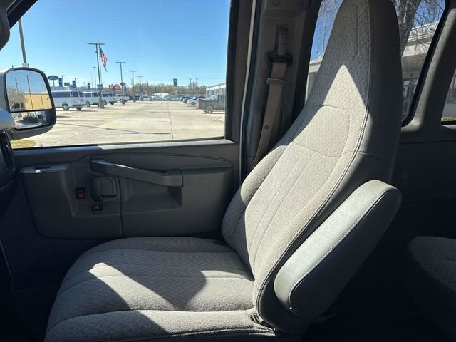 2016 Chevrolet Express Passenger 3500 LT