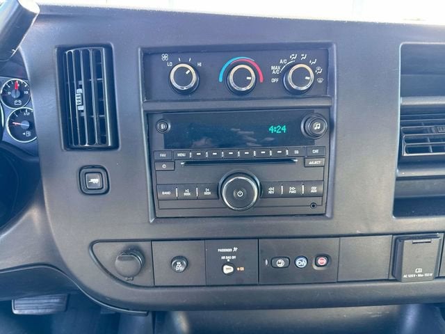 2016 Chevrolet Express Passenger 3500 LT