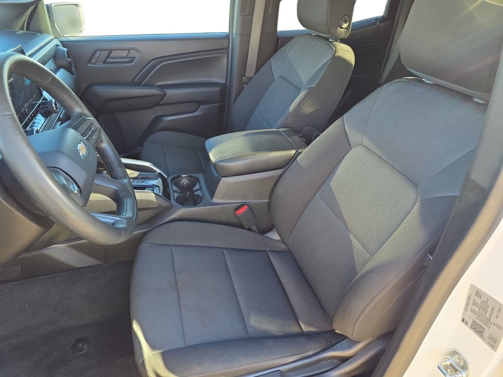 2024 Chevrolet Colorado WT
