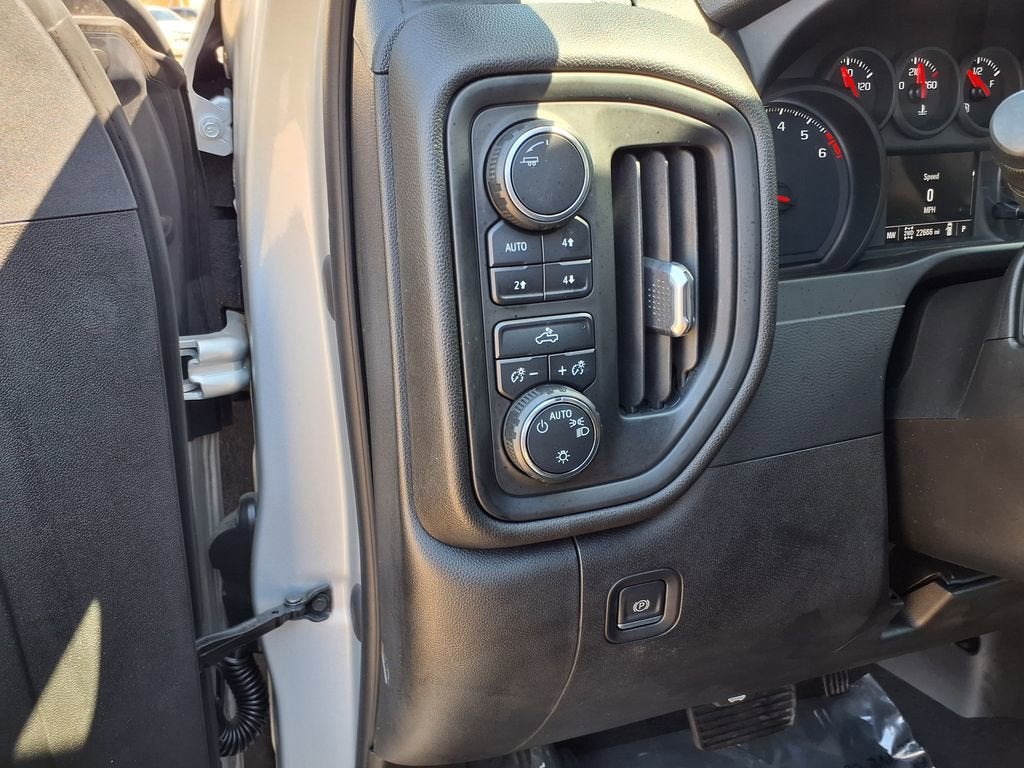2021 Chevrolet Silverado 1500 Custom Trail Boss