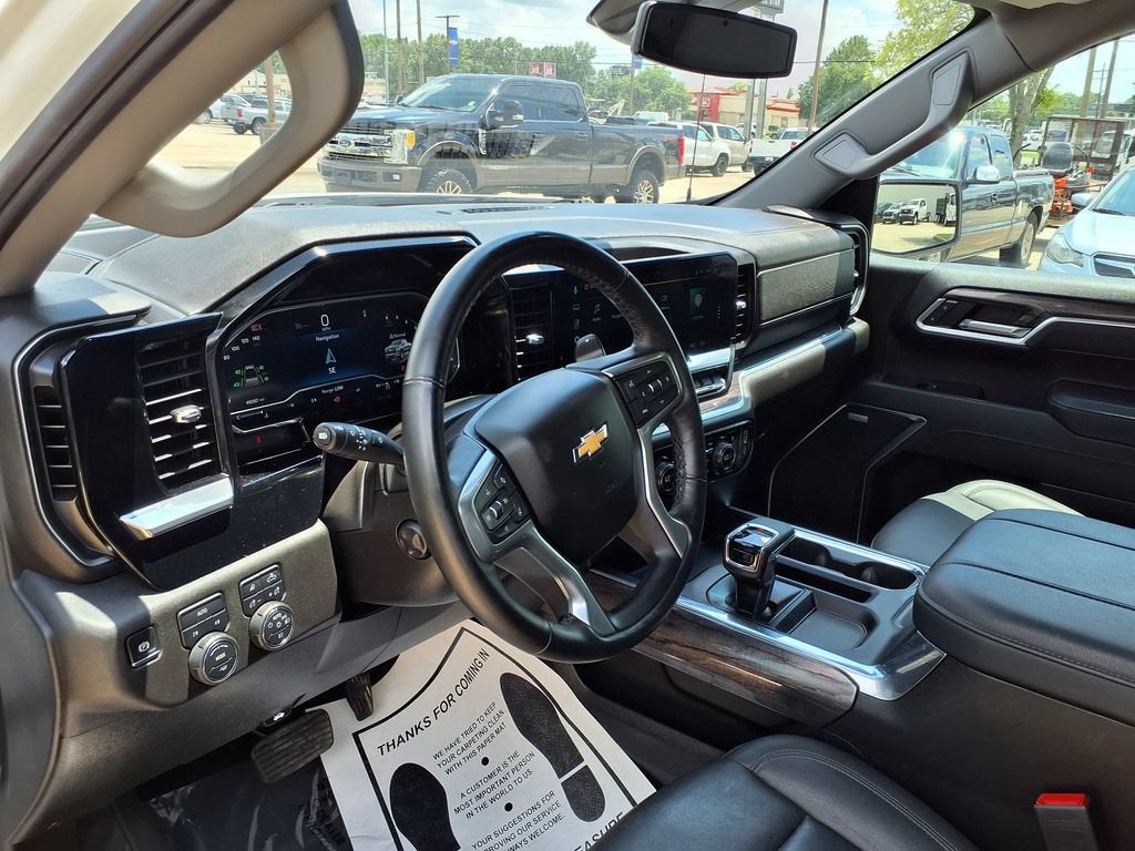 2025 Chevrolet Silverado 1500 LTZ
