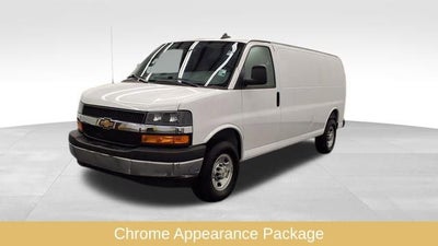 2025 Chevrolet Express Cargo 3500 WT