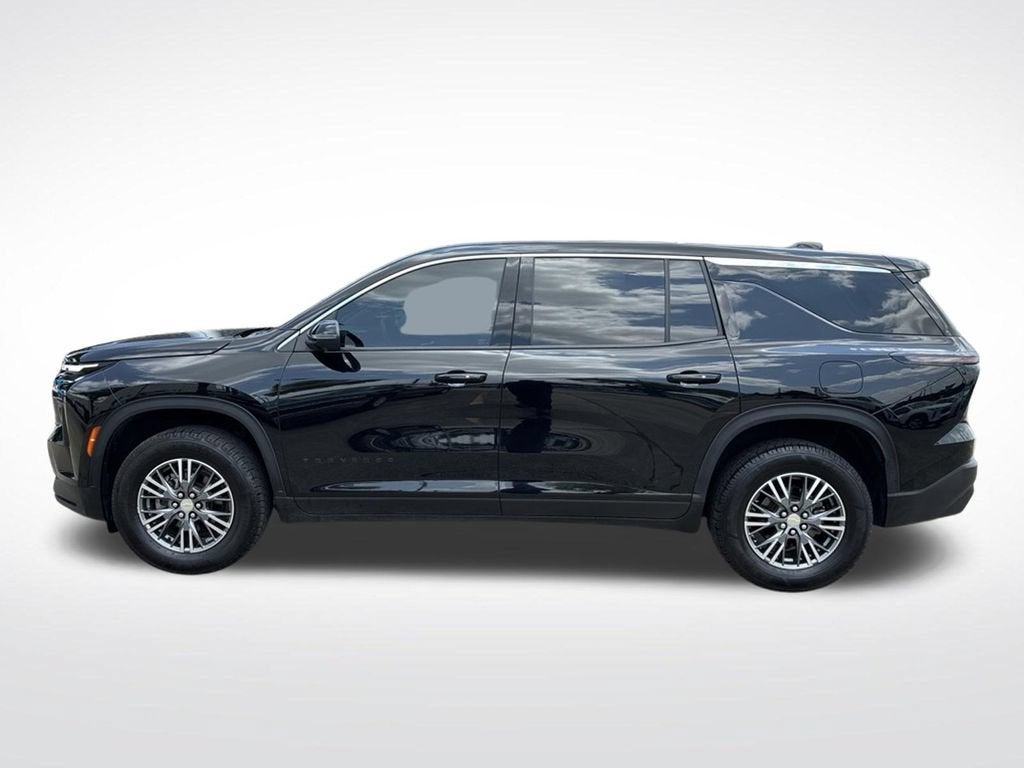 2024 Chevrolet Traverse LS