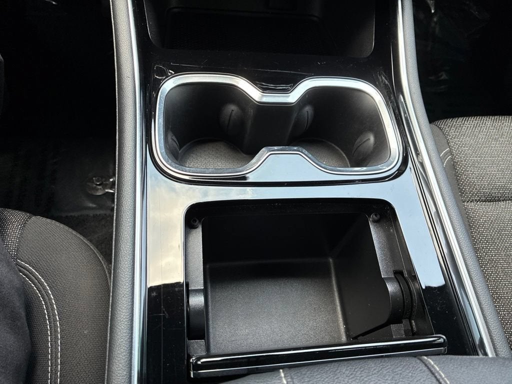 2024 Chevrolet Traverse LS
