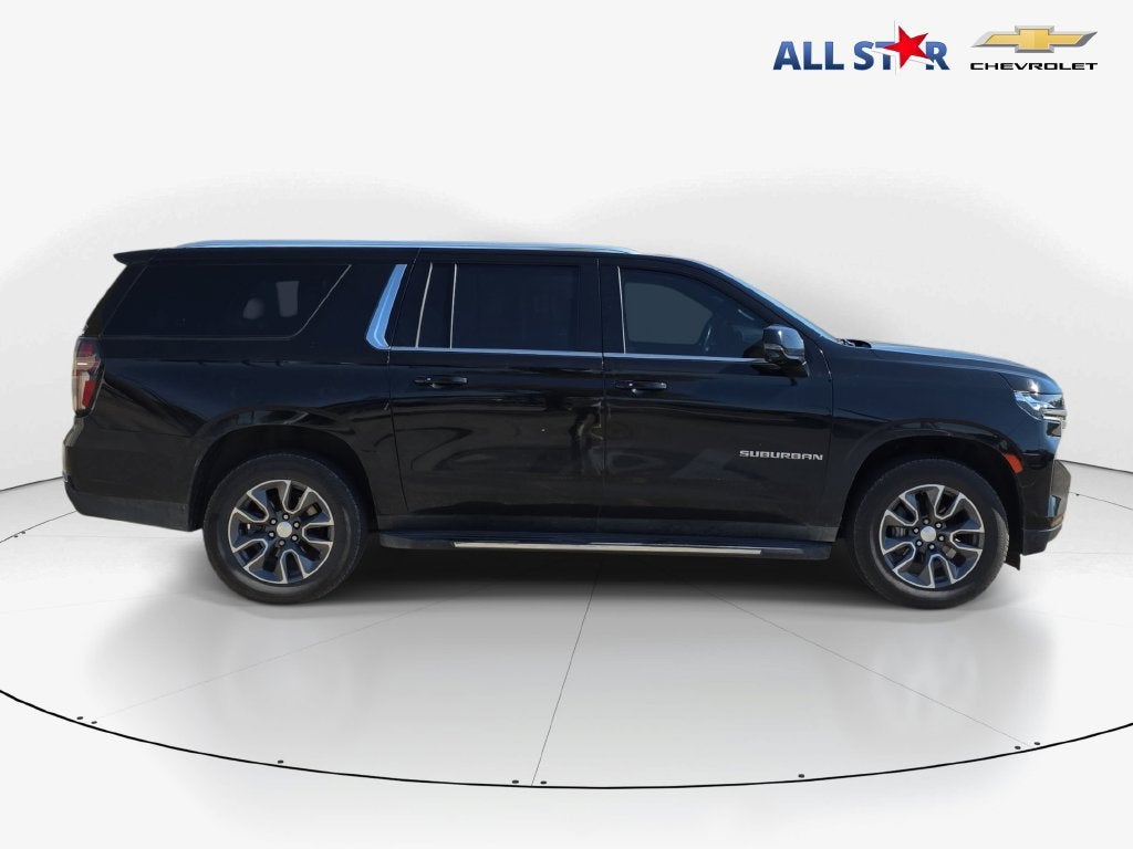2022 Chevrolet Suburban LT
