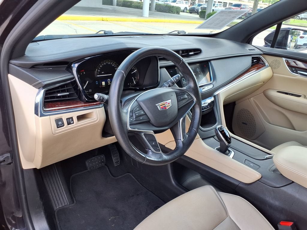 2018 Cadillac XT5 Luxury FWD