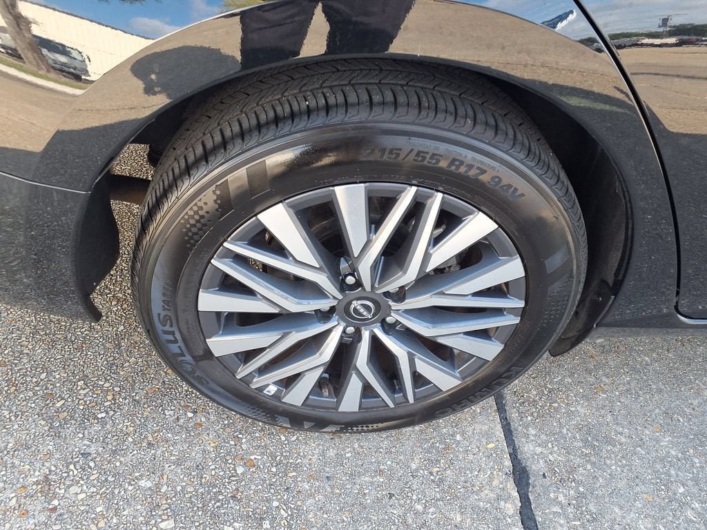 2025 Nissan Altima SV