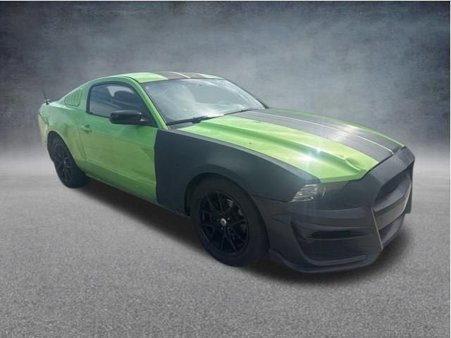 2014 Ford Mustang V6