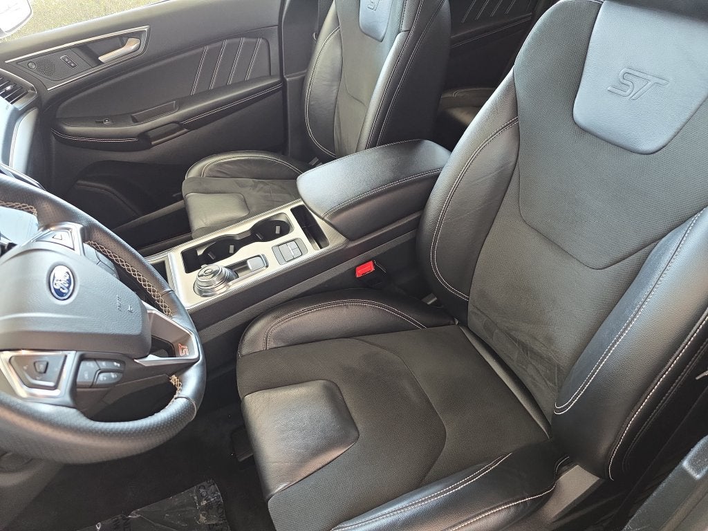 2024 Ford Edge ST