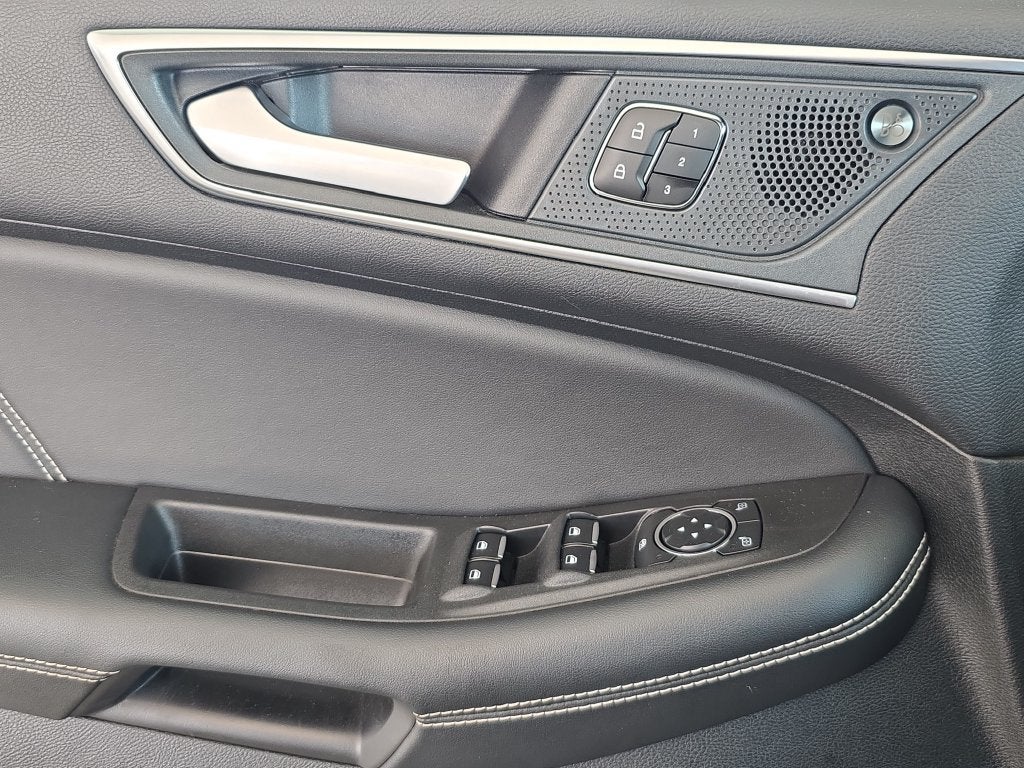 2024 Ford Edge ST