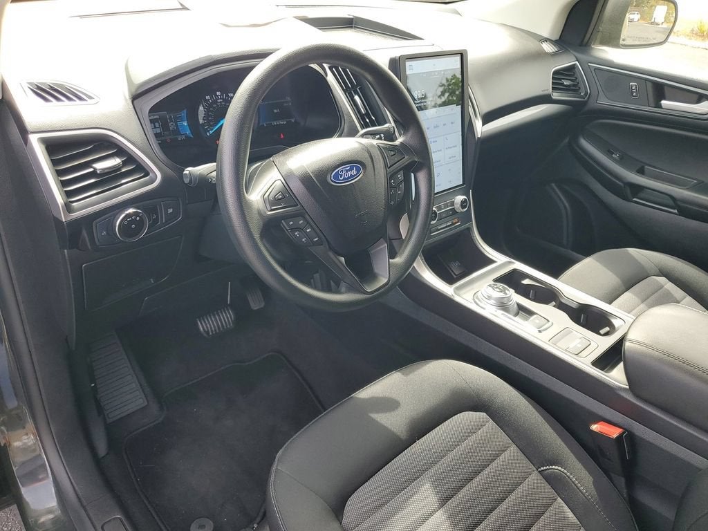 2023 Ford Edge SE