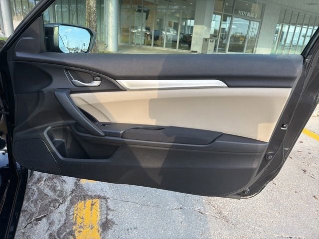 2016 Honda Civic Coupe LX-P