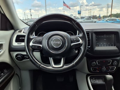 2019 Jeep Compass Latitude w/Sun/Wheel Pkg