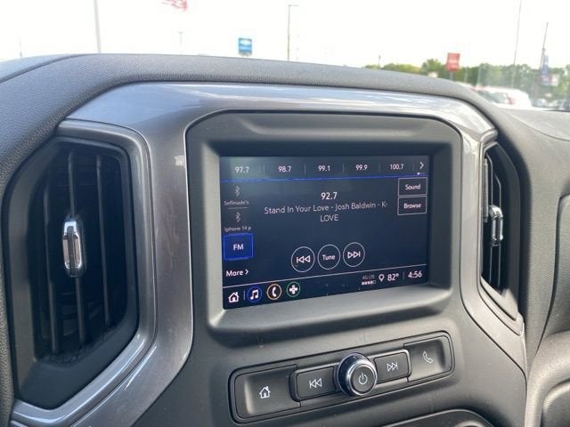 2022 Chevrolet Silverado 1500 WT