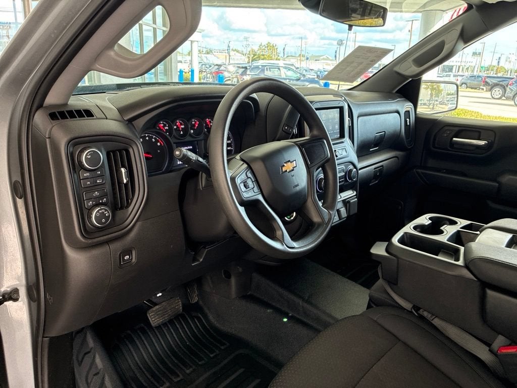 2025 Chevrolet Silverado 1500 WT