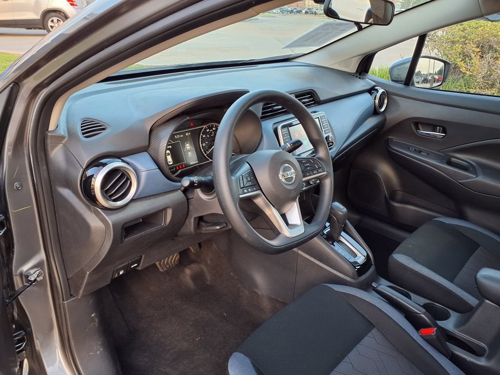 2025 Nissan Versa SV