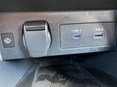 2024 Nissan Versa SR