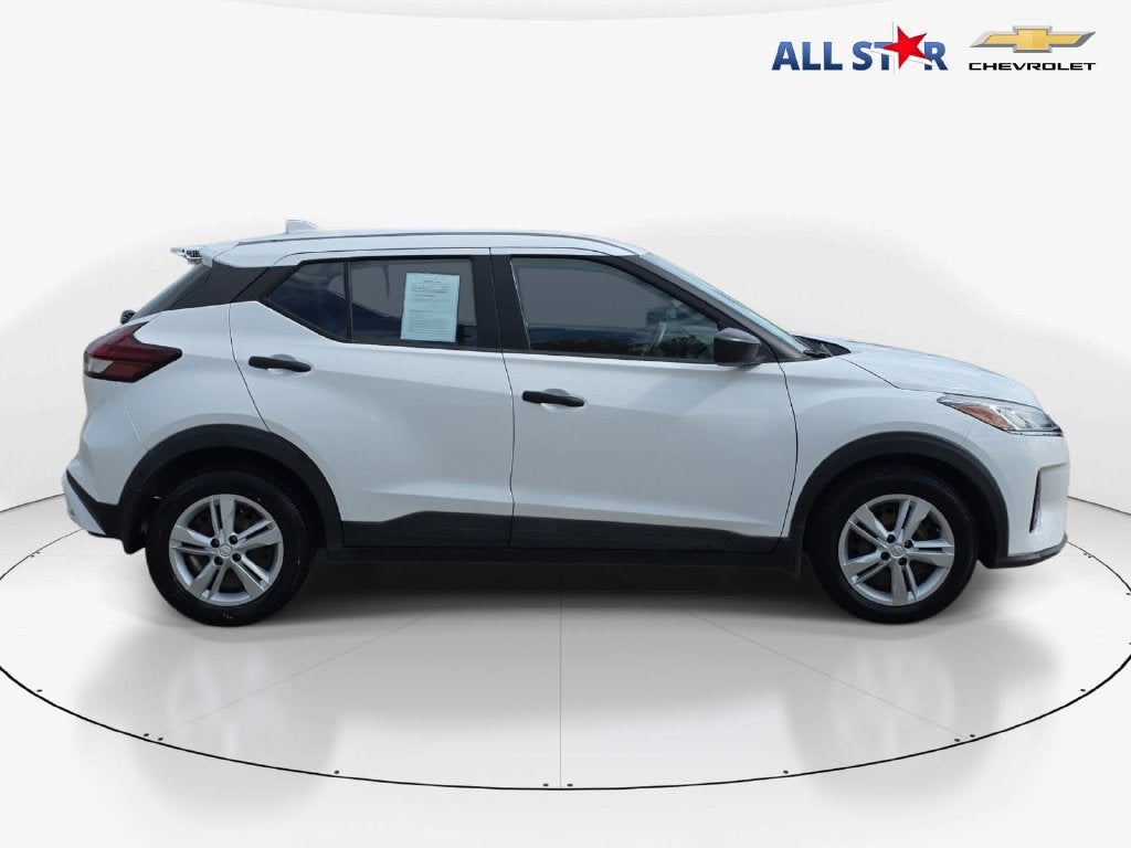 2023 Nissan Kicks S