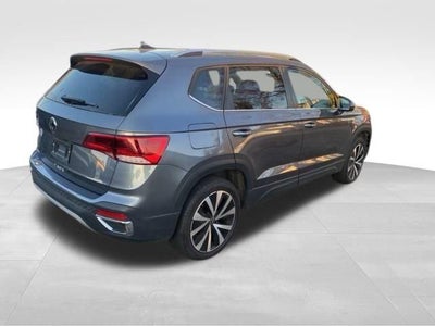 2024 Volkswagen Taos SE