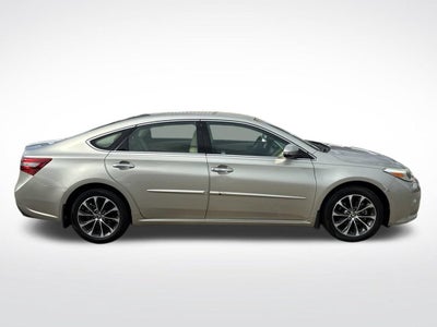 2017 Toyota Avalon XLE