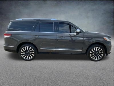 2023 Lincoln Navigator Black Label