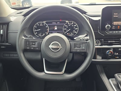 2022 Nissan Pathfinder S