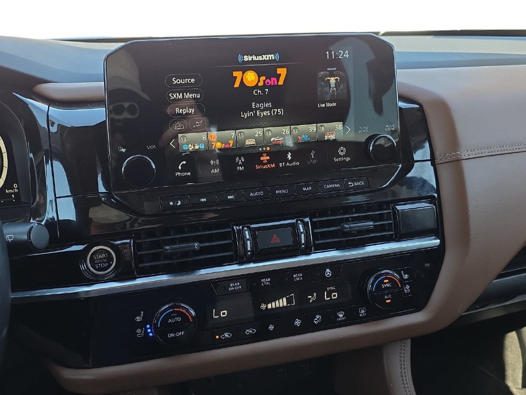 2023 Nissan Pathfinder Platinum