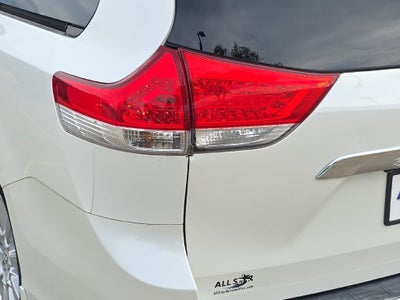 2011 Toyota Sienna XLE AAS
