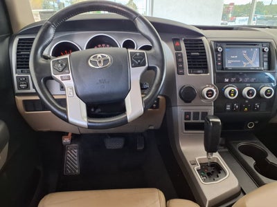 2017 Toyota Sequoia SR5