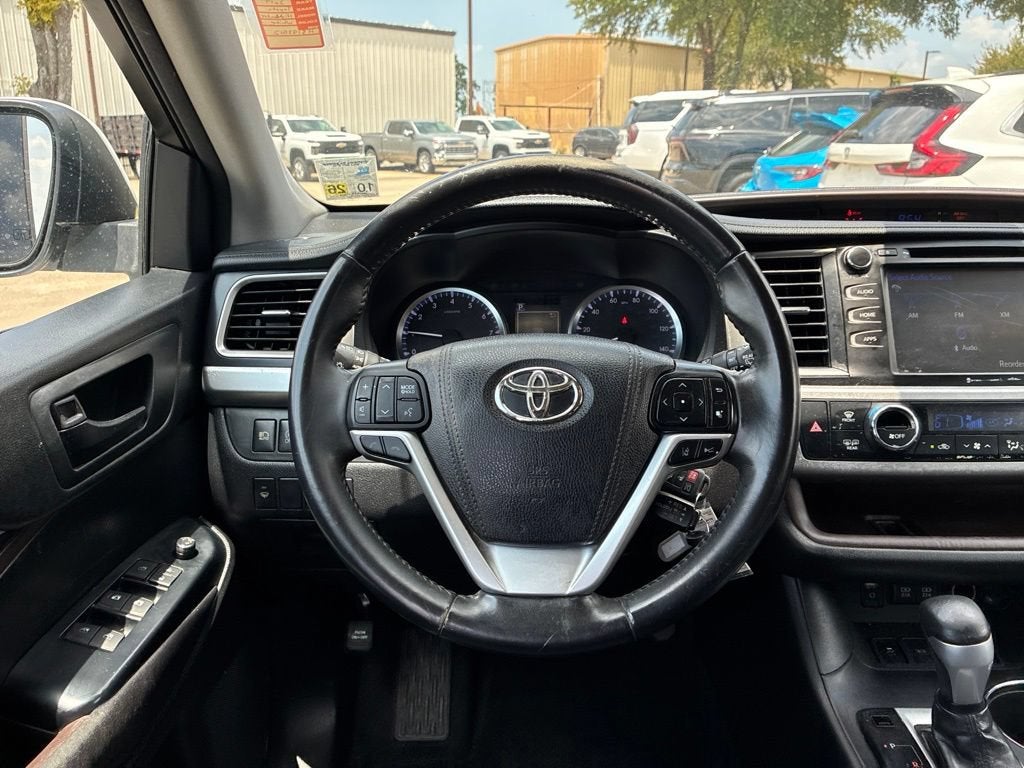 2017 Toyota Highlander LE