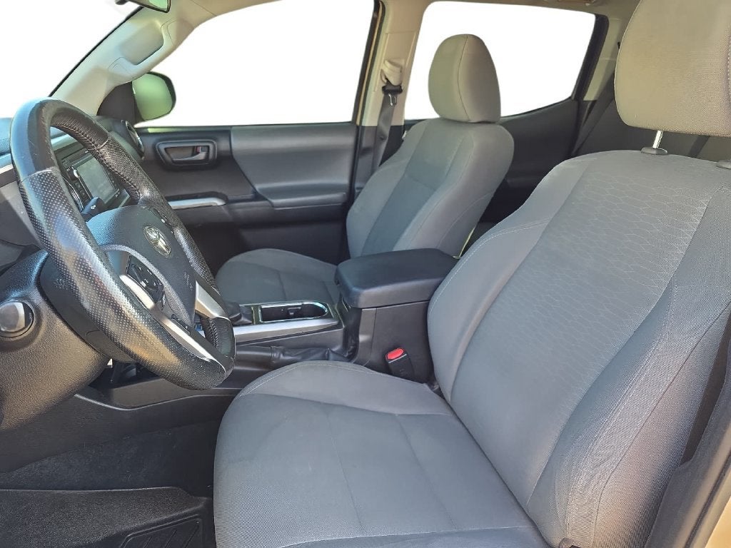 2016 Toyota Tacoma SR5