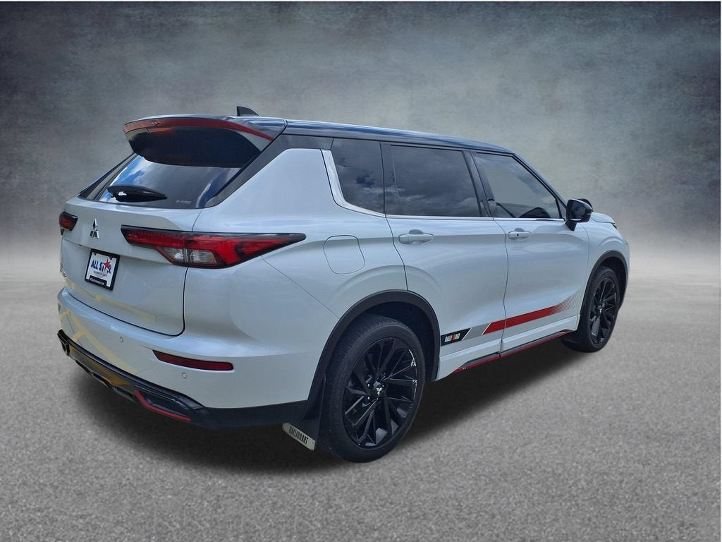 2023 Mitsubishi Outlander SE