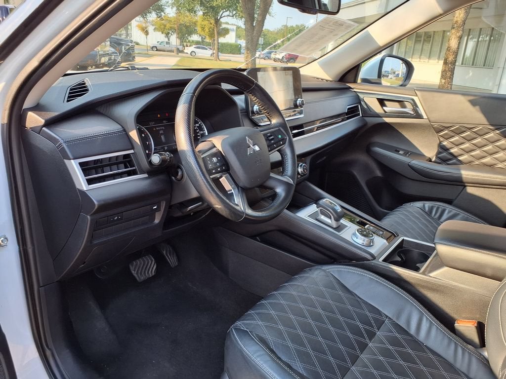 2022 Mitsubishi Outlander SEL