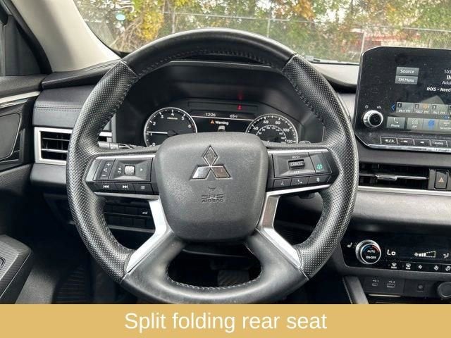 2024 Mitsubishi Outlander SE