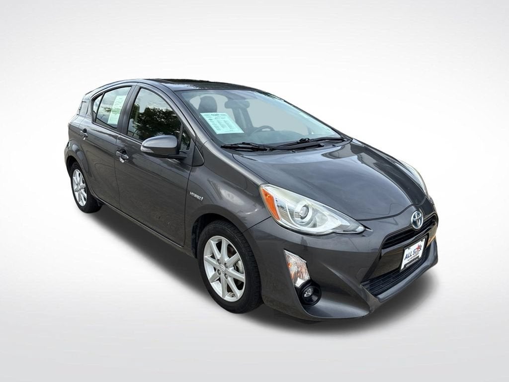 2016 Toyota Prius c One