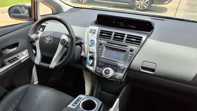 2012 Toyota Prius v Two