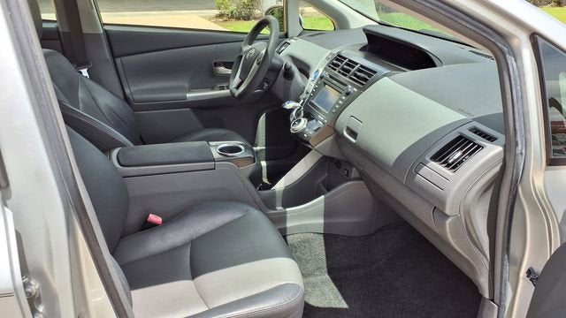 2012 Toyota Prius v Two