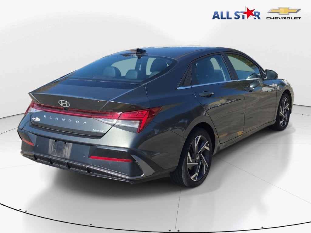 2024 Hyundai Elantra Limited