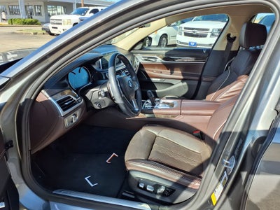 2018 BMW 7 Series 740i