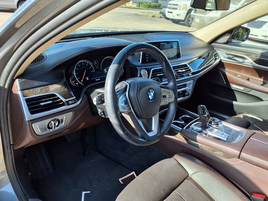 2018 BMW 7 Series 740i