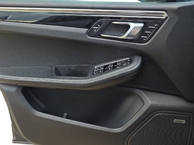 2018 Porsche Macan NA