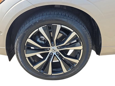 2025 Volvo XC60 Plus