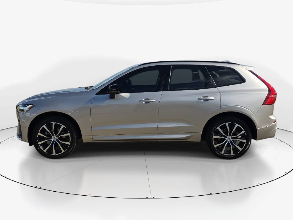 2025 Volvo XC60 Plus