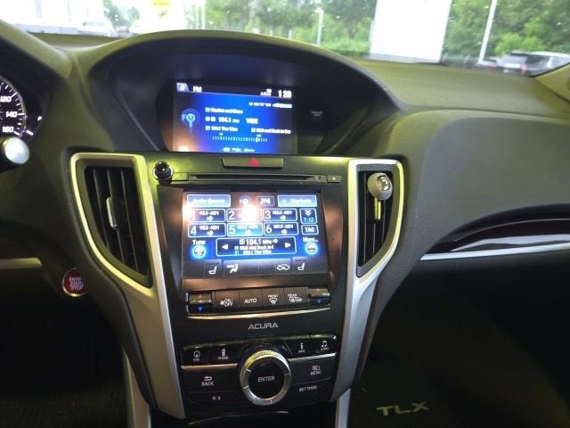 2017 Acura TLX V6 w/Technology Pkg