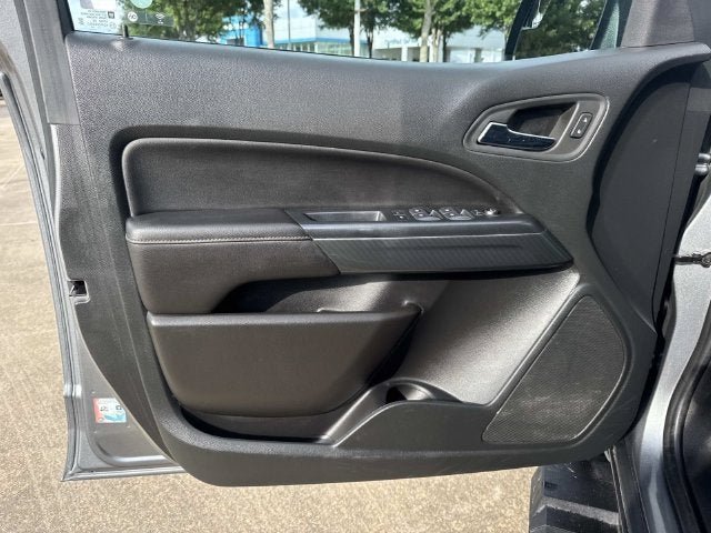 2022 GMC Canyon 4WD AT4 w/Leather